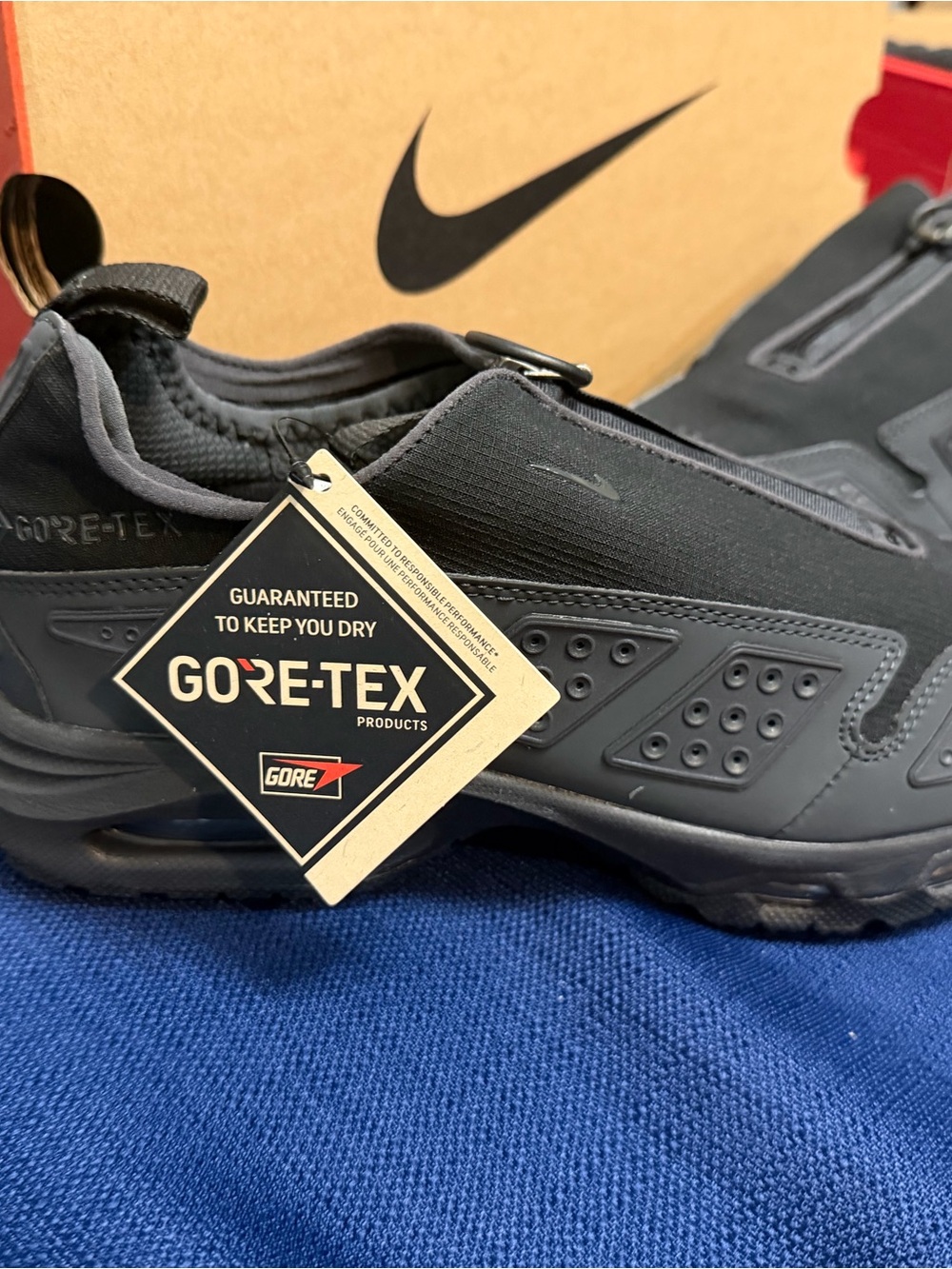 Nike Black Gore-Tex Slip-On Outdoor Sneaker